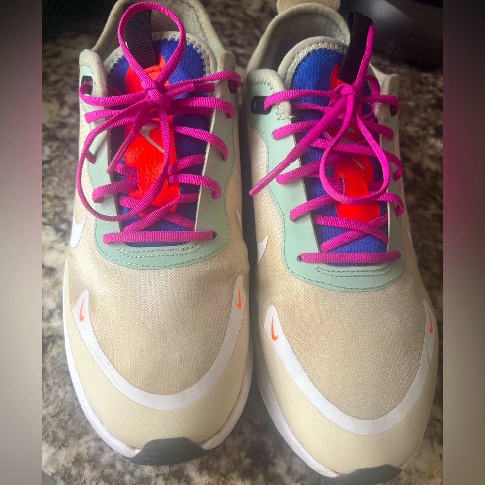 Nike Air Max Dia 'Fossil' Sneakers Women's